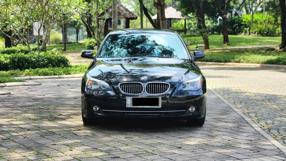 BMW 523i 2010 - KM antik 21 ribu