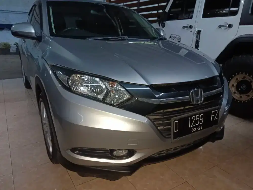 Bismillah numpang jual Honda HR-V E. CVT. No D. Th 2017.