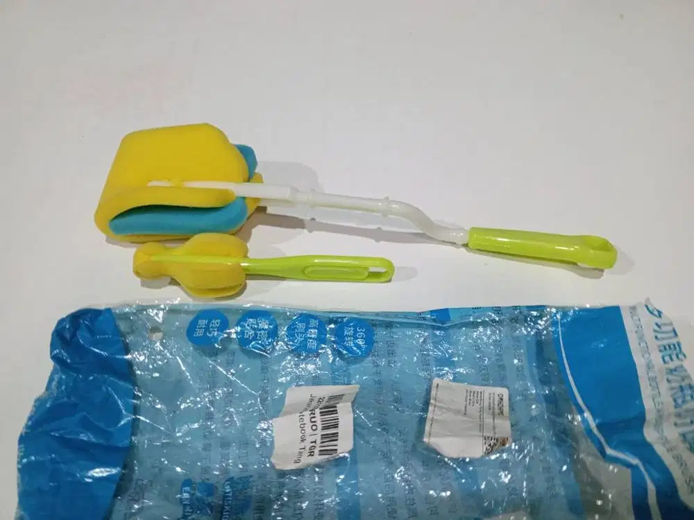 Alat Busa Pencuci Pembersi Botol Dot Bayi