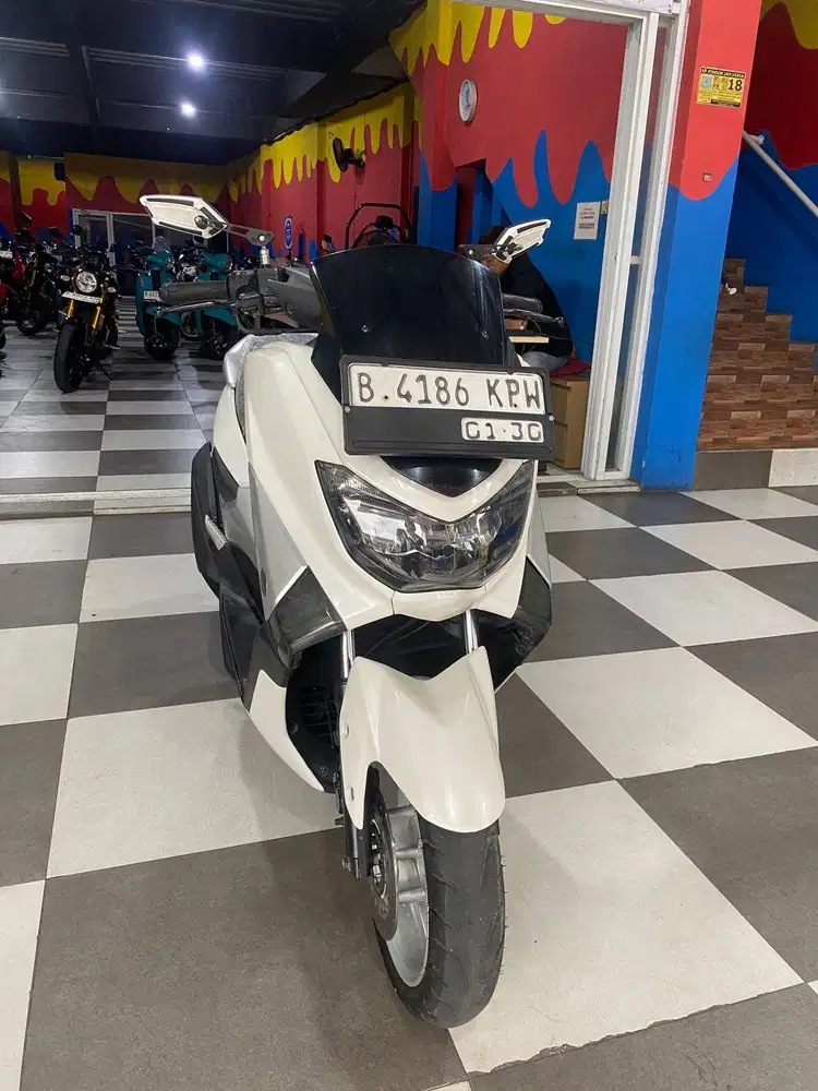 Yamaha Nmax Non Abs Tahun  2019 dp 500
