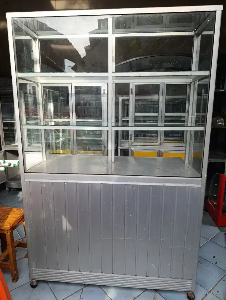 Jual grobak Etalase alumunium, second, Lok Pamulang Barat, Tangsel