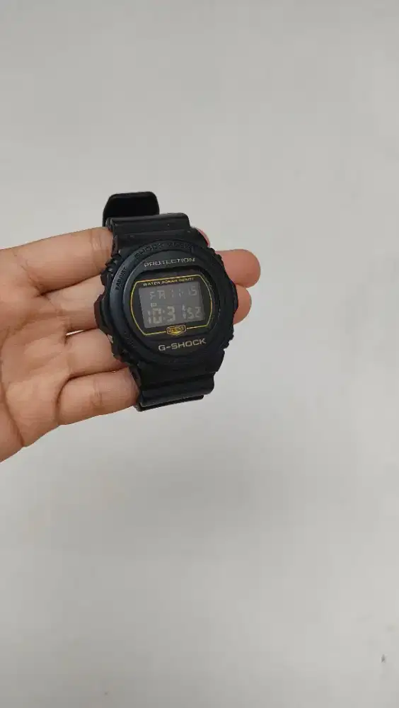 Casio G-Shock DW 5700 Original