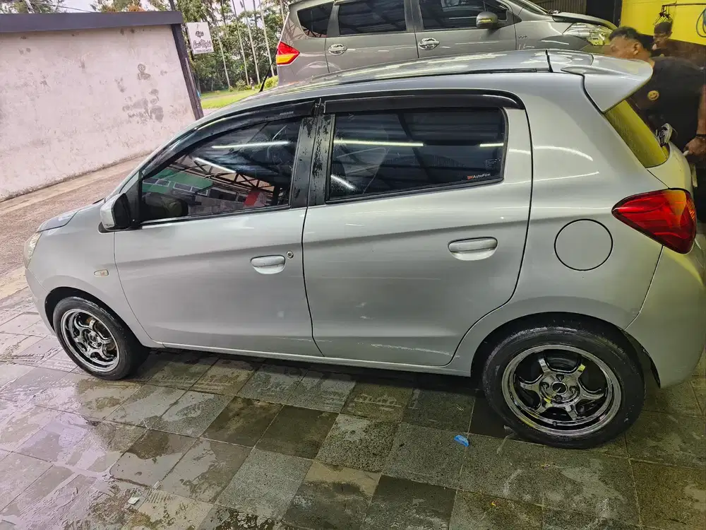 Mitsubishi Mirage 2012 Bensin
