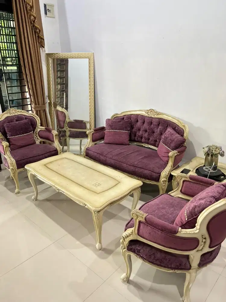 Meja tamu jati klasik