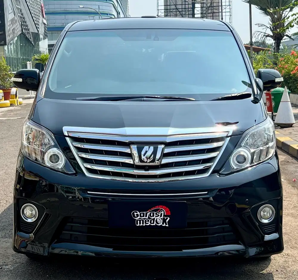 Toyota Alphard SC Premium Sound 2014 Antik Low KM Murah Bekas Hitam