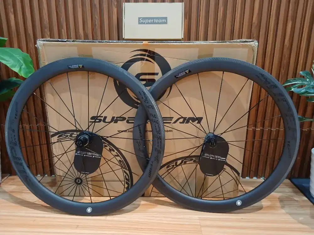 WHEELSET ROADBIKE SUPERTEAM 50MM RIMBRAKE CARBON NEW BRAKELINE BASALT