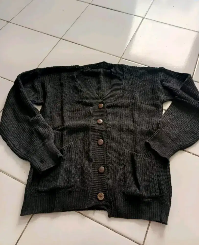 Cardigan Rajut Oversize Ala Korea