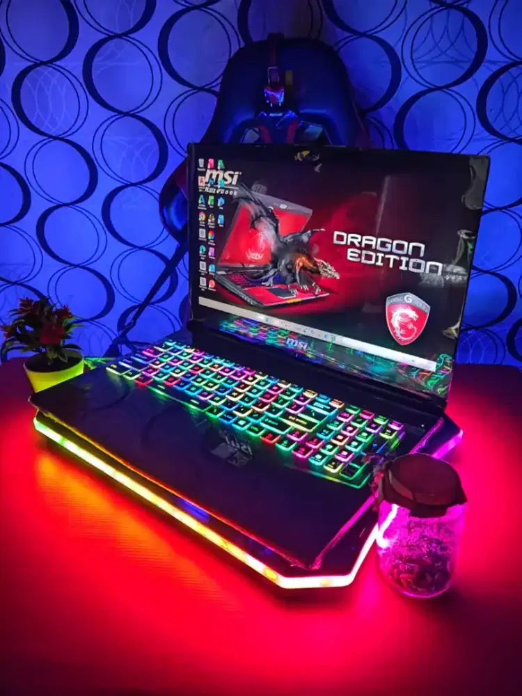 Laptop Gaming MSI Raider Code i7 Ram 16gb Ssd+Hdd Dual Vga Siap Pakai