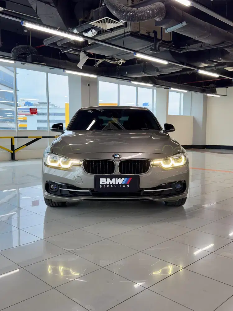 BMW 320i Sport 2018.