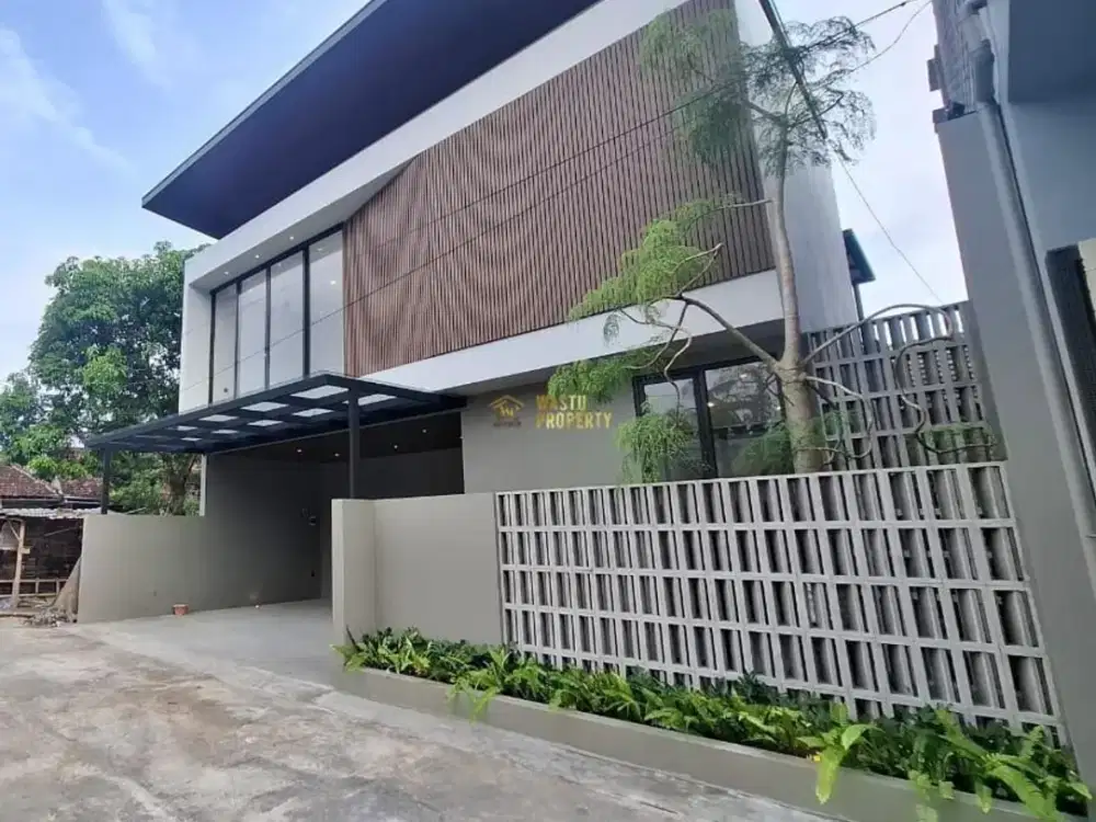 RUMAH SIAP HUNI, FULL FURNISHED + MINI POOL DEKAT MAGUWOHARJO, SLEMAN