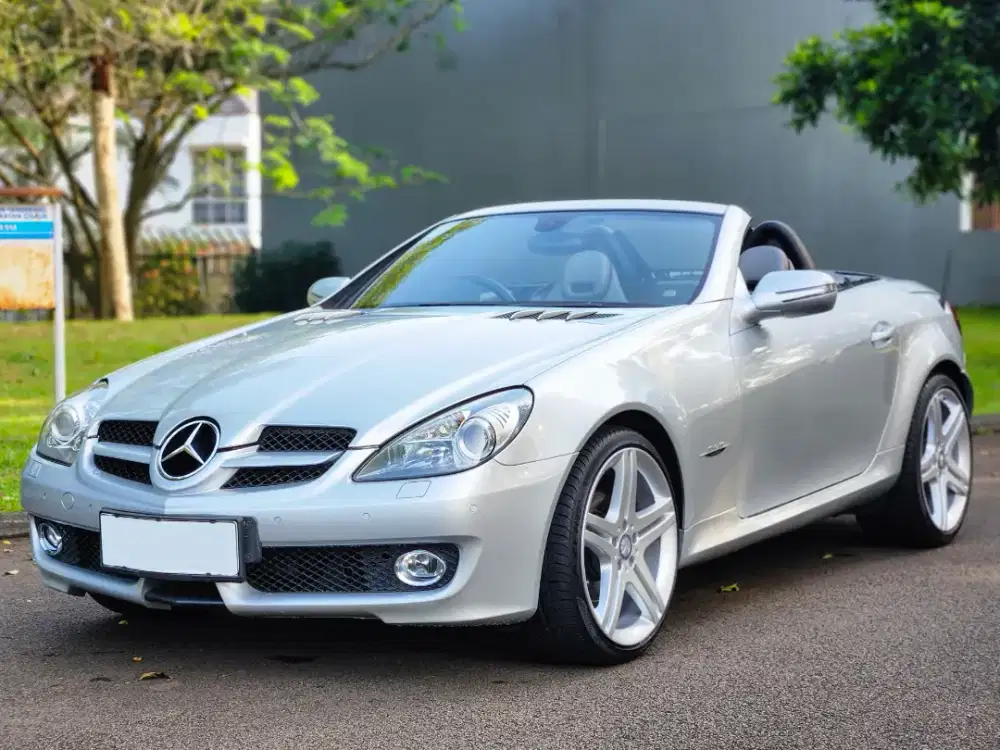 Mercedes Benz SLK 300 Grand Edition 3.0 a/t 2010 - km antik