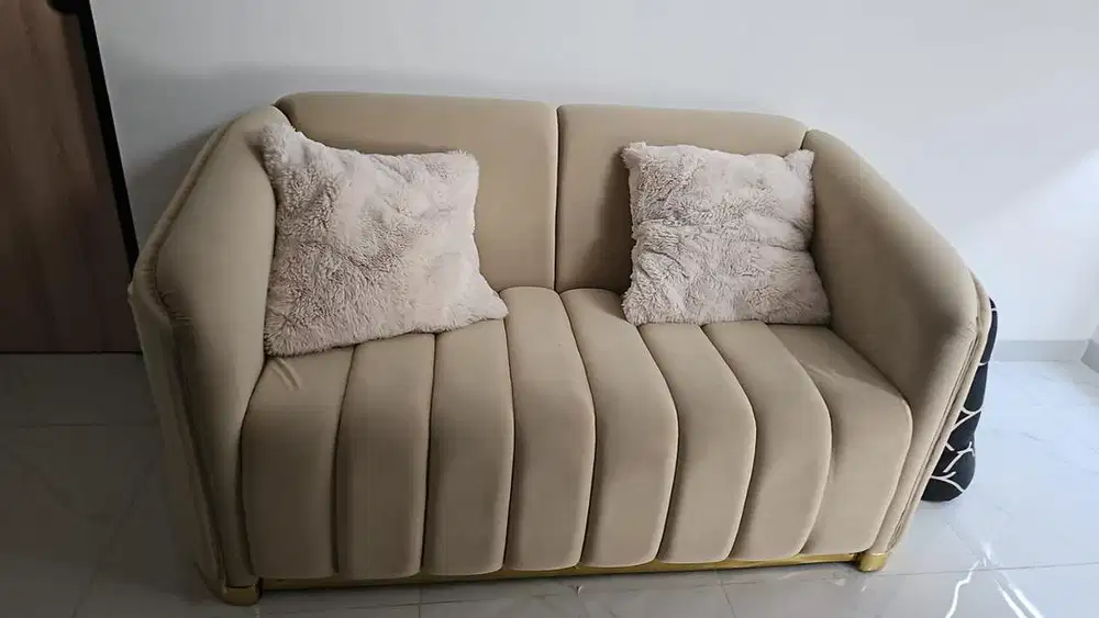 Sofa minimalis mewah