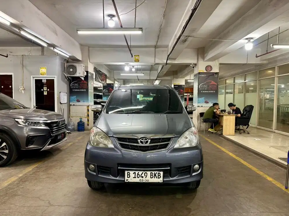 Toyota Avanza G Matic 2010 / 2011 AT Xenia