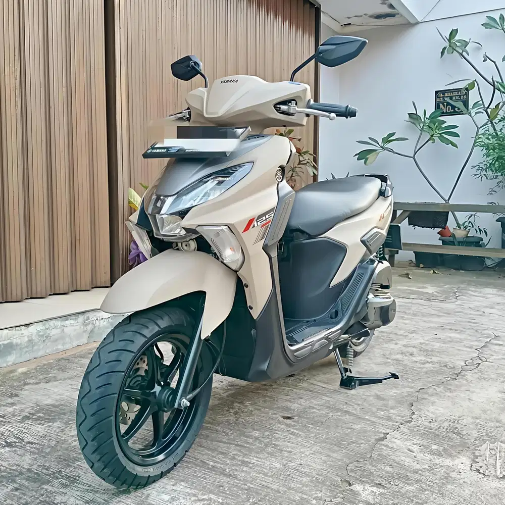 [KM LOW] Yamaha Gear ULTIMA 125 cc Tahun 2025