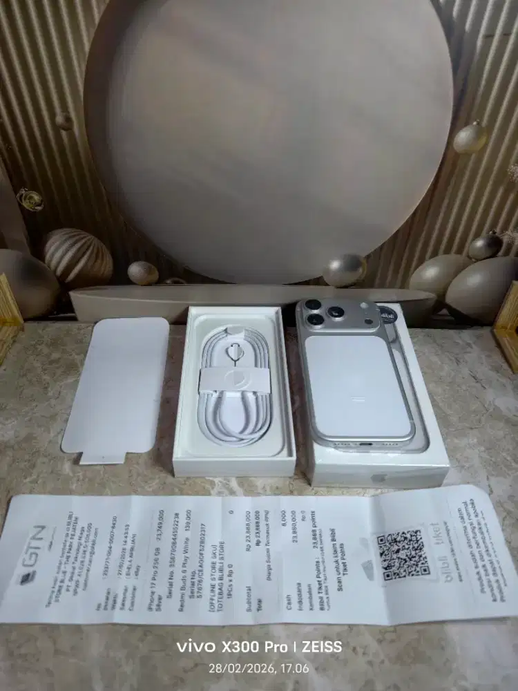 Iphone 17 pro 256gb ibox silver garansi 26 februari 2027
