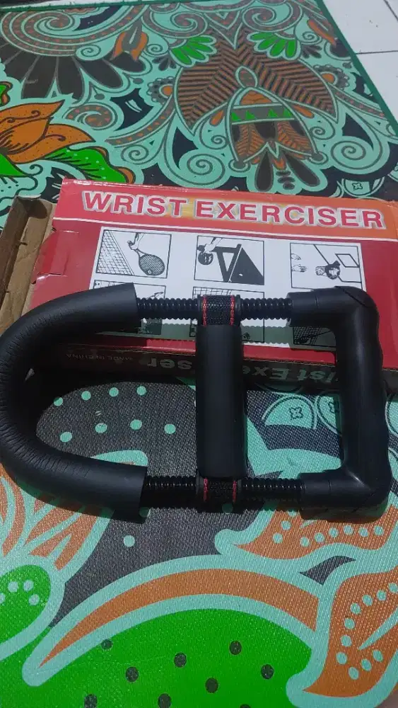 Alat melatih pergelangan / wrist exerciser