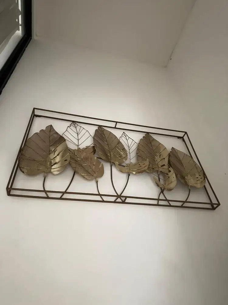 Pajangan besi gold besar mewah