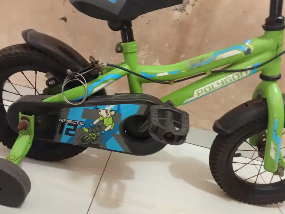 Speda Polygon anak ukuran 12