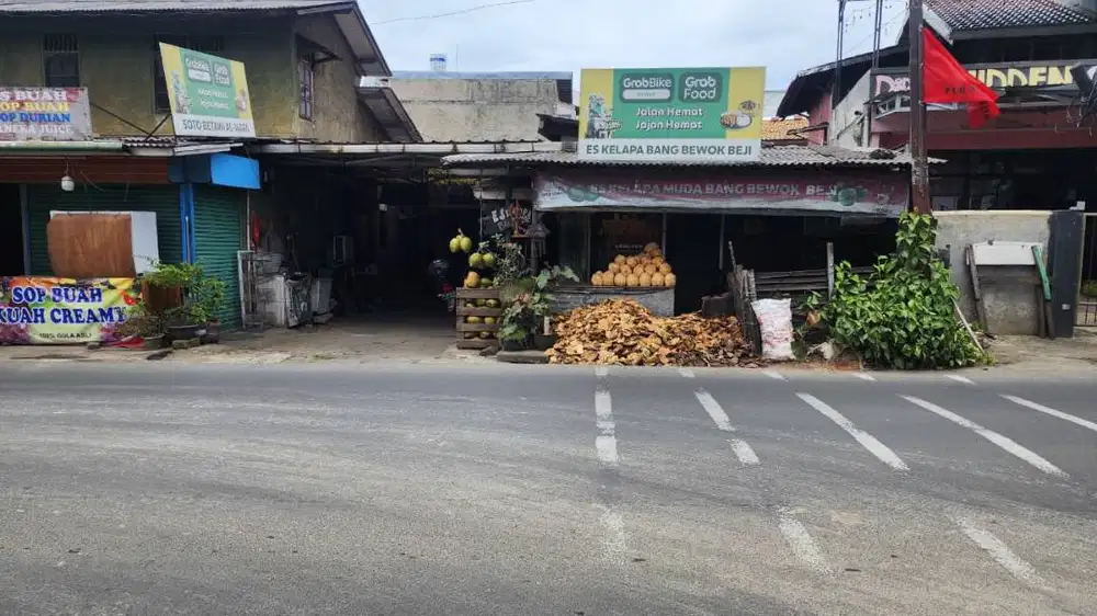 DIJUAL CEPAT RUMAH USAHA STRATEGIS DEPAN PERSIS JALAN RAYA ASMAWIH BEJ