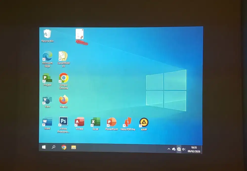 Proyektor Panasonic LP26i