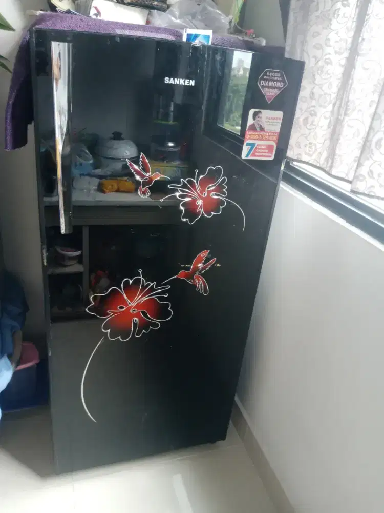 Kulkas Sanken 1 Pintu Diamond Glass Mulus - Butuh Las Pipa/Isi Freon