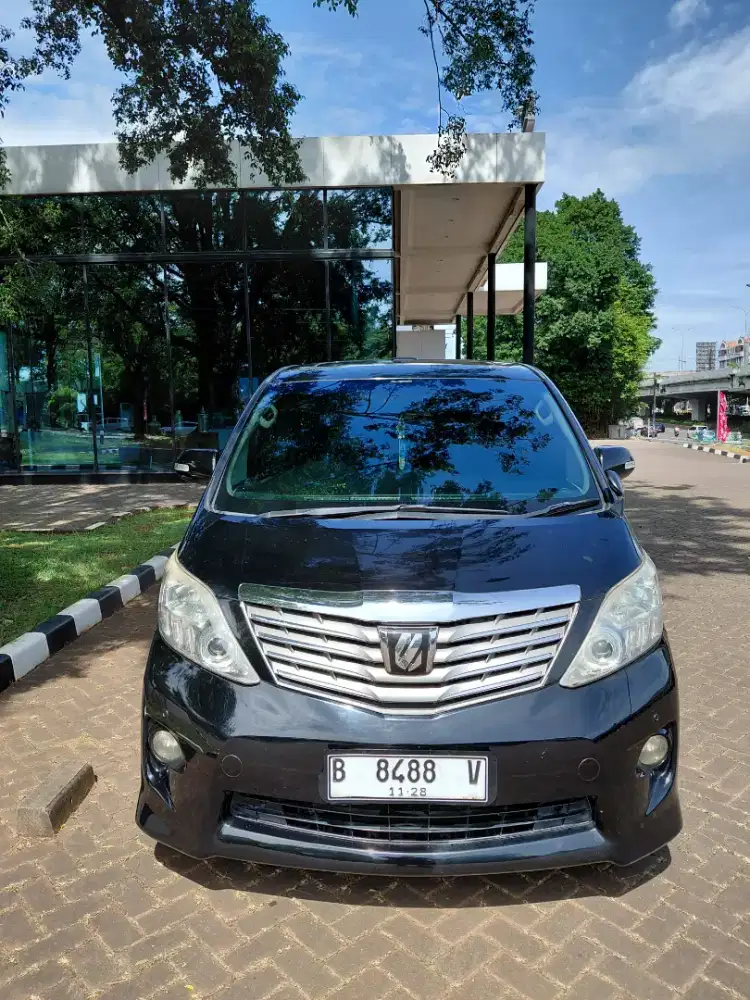 Alphard 2.4 CBU 2011