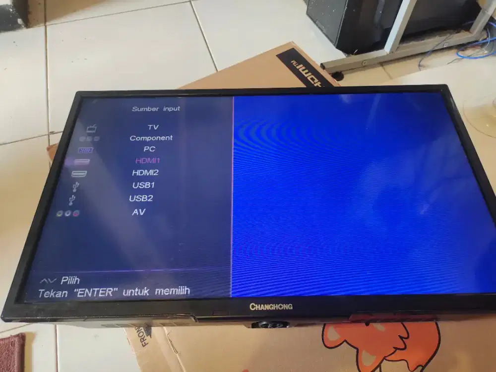 Tv led changhong 29 inci nyala normal minus panel