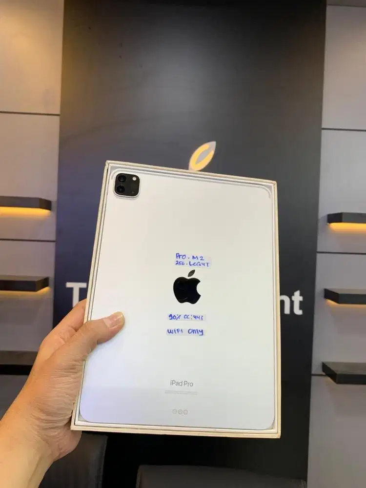Ipad Pro M2 11 Inch 256 Gb Silver Fullset ori bisa cicilan 0%
