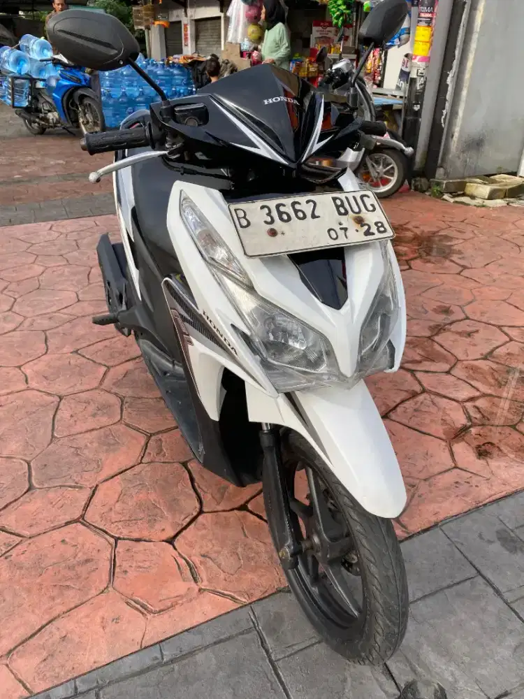 Vario 125 old kzr THN 2013