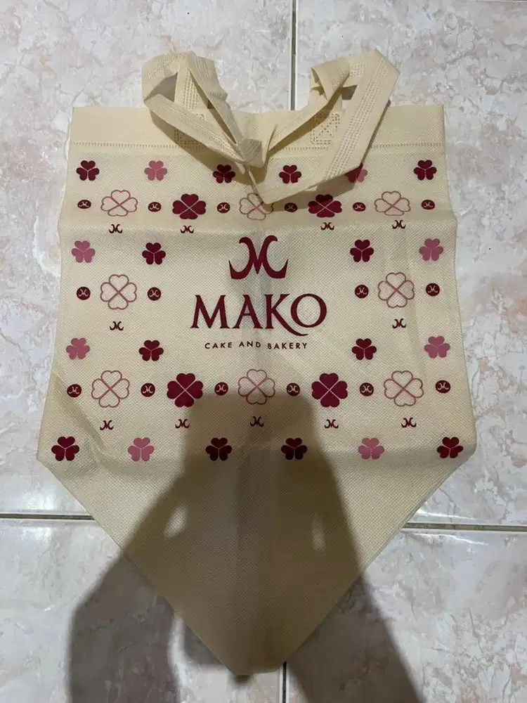 totebag mako warna putih