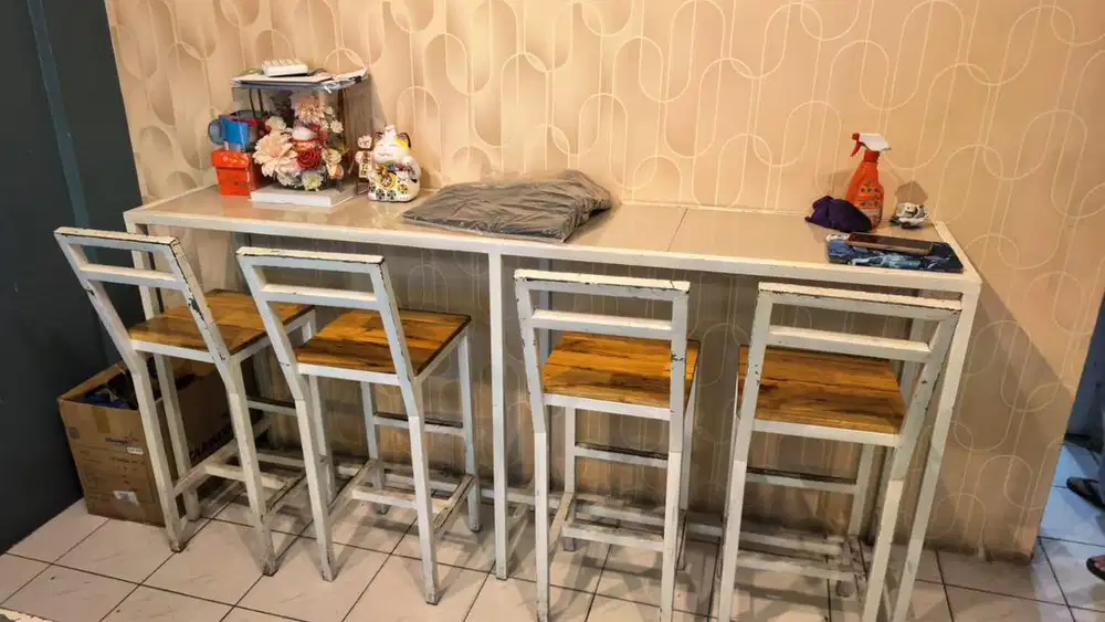 Jual Meja menghadap dinding