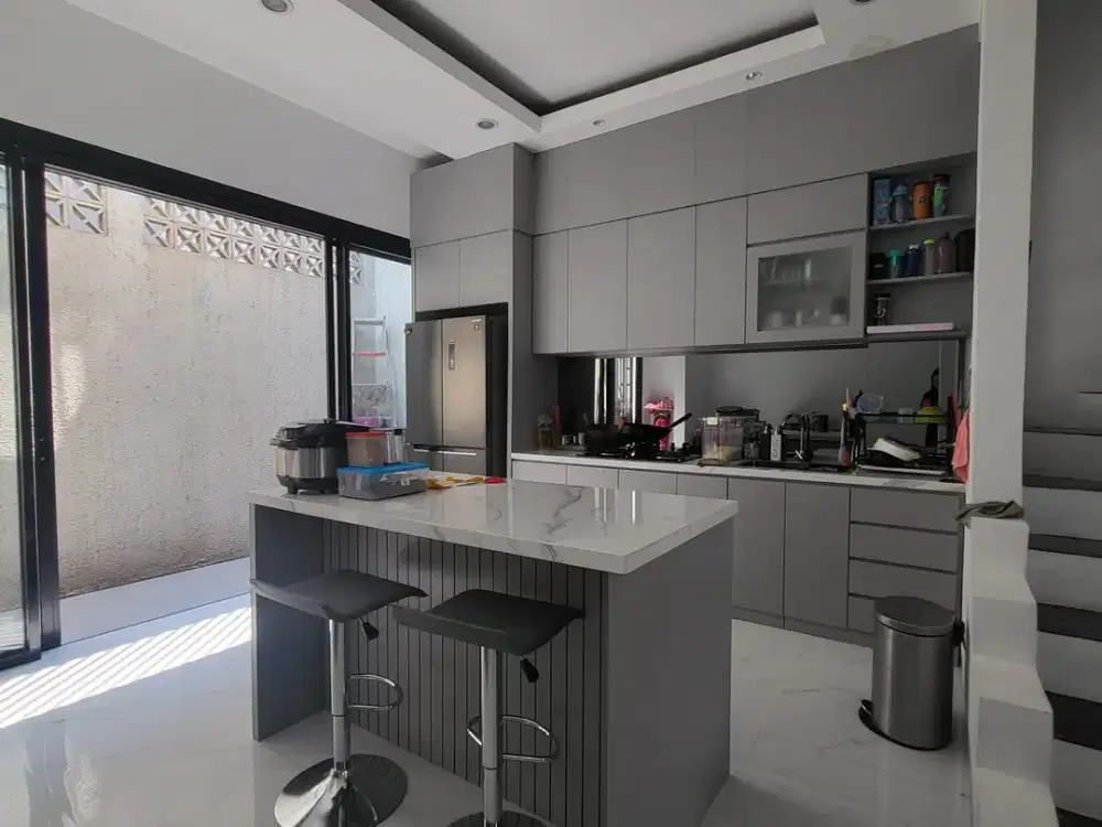 RUMAH LEBAR 7 RENOV CANTIK - FURNISHED, CLUSTER NEWTON GADING SERPONG, TANGERANG