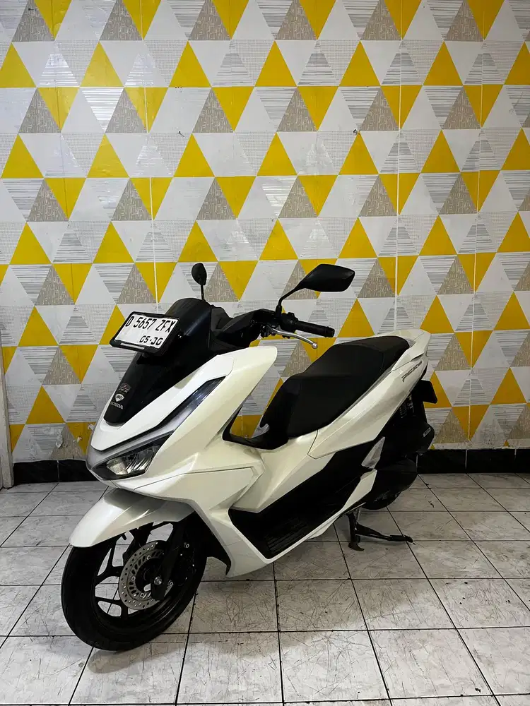 Honda PCX 160 CBS 2025 mulus antik