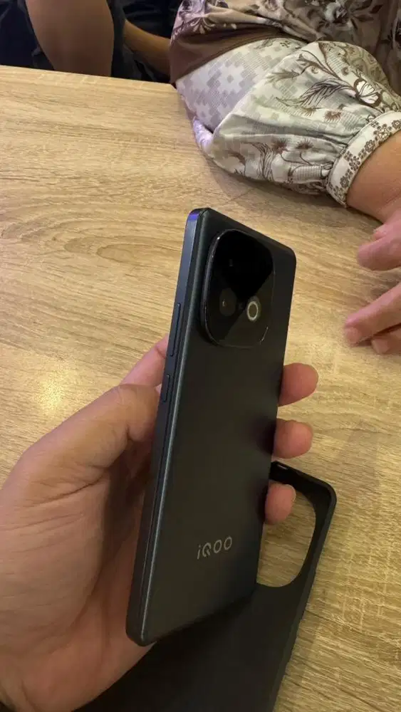 iqoo neo 10 ram 16/512Gb black