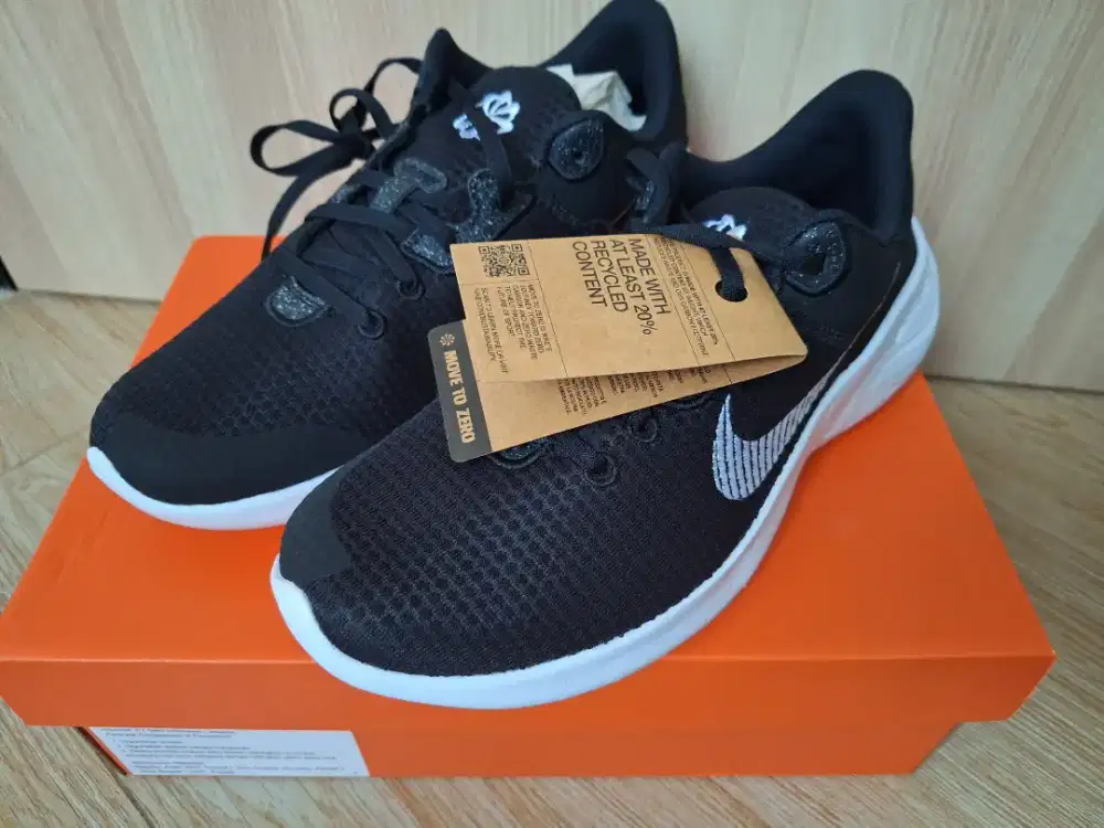 For Sale: Nike Running RN 11 NN