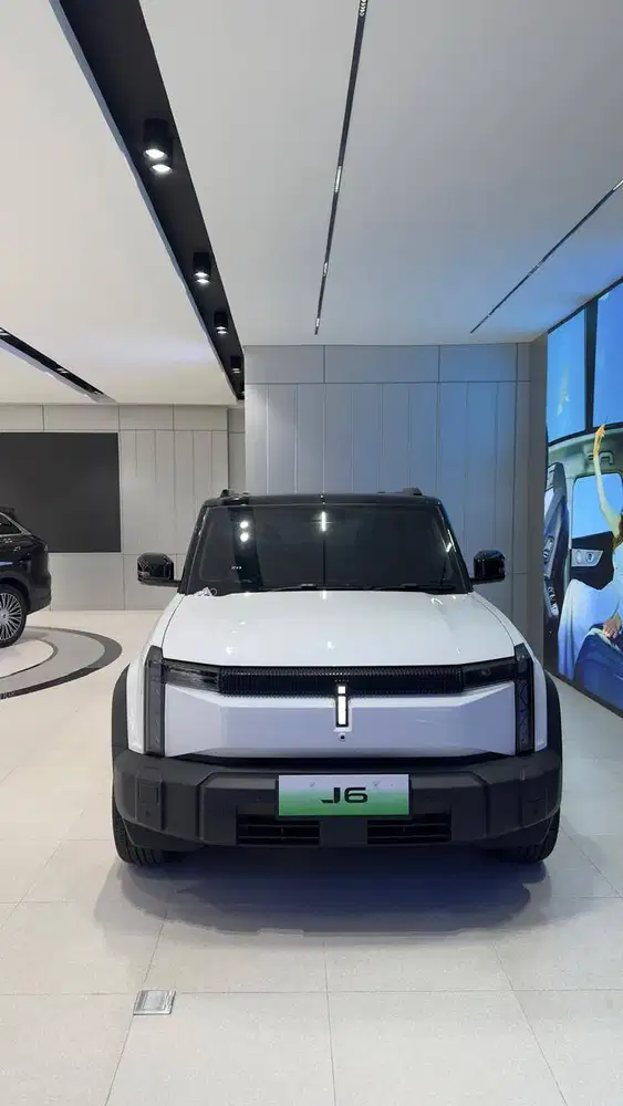 [Mobil Baru] Mobil Listrik J6