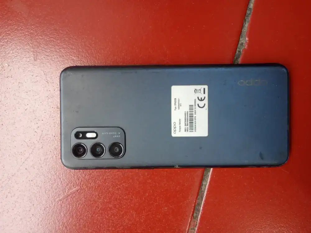 Opo rrno 6 ram 8/128 kondisi mulus nfc aktif minis gantian lcd