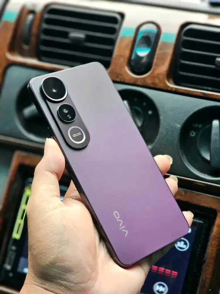 Vivo V50 lite 5G 8+8/256gb komplit ori mulus garansi panjang