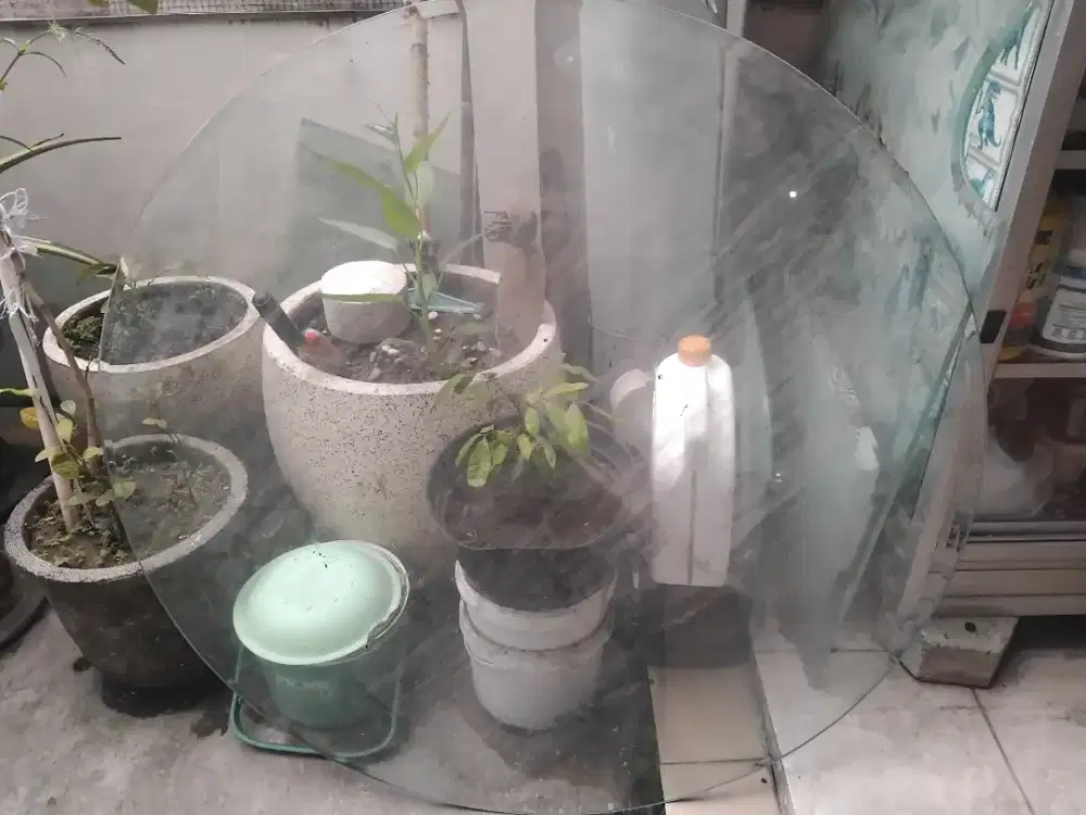 Kaca bulat mejamakan