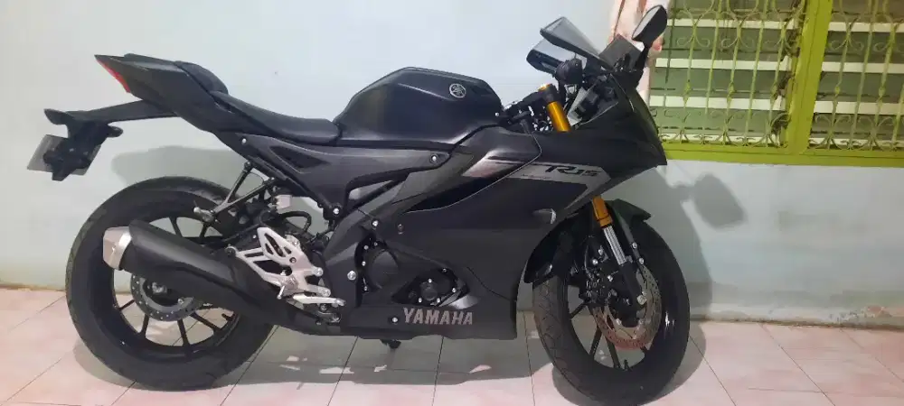 Dijual Motor Yamaha YZF R15 2025 Masih Baru, Baru Sekali Pakai