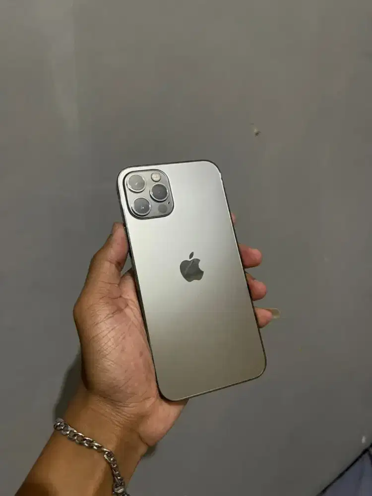 iPhone 12 pro 128 inter