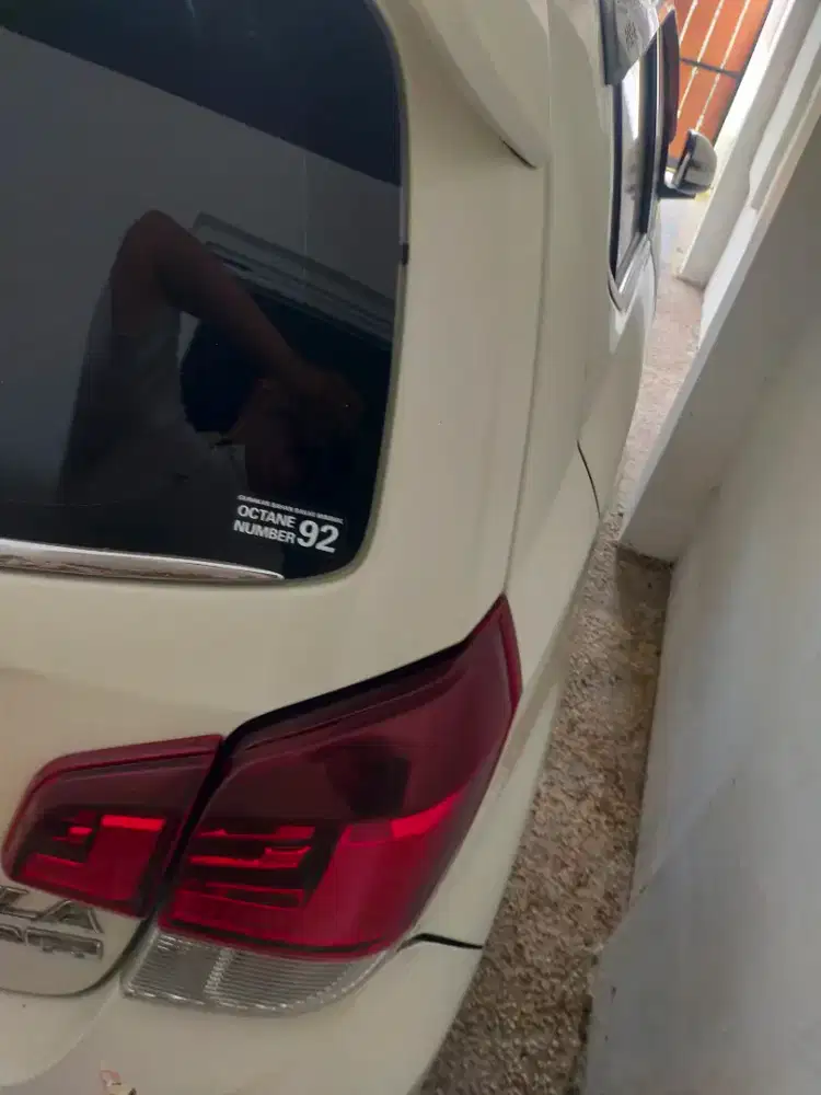 Daihatsu ayla 1.2R deluxe manual white