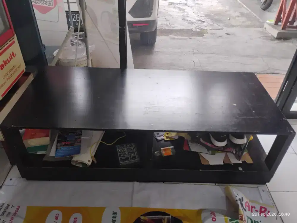 Meja Ruang Tamu /Meja Tv hitam