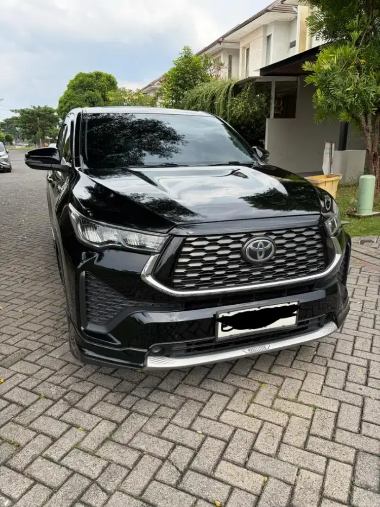 Toyota Kijang Innova Zenix V Modellista (2023)