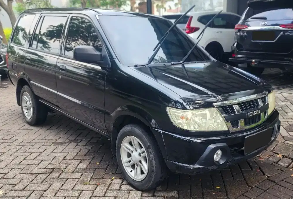 Dijual Panther LV Turbo tahun 2010 hitam