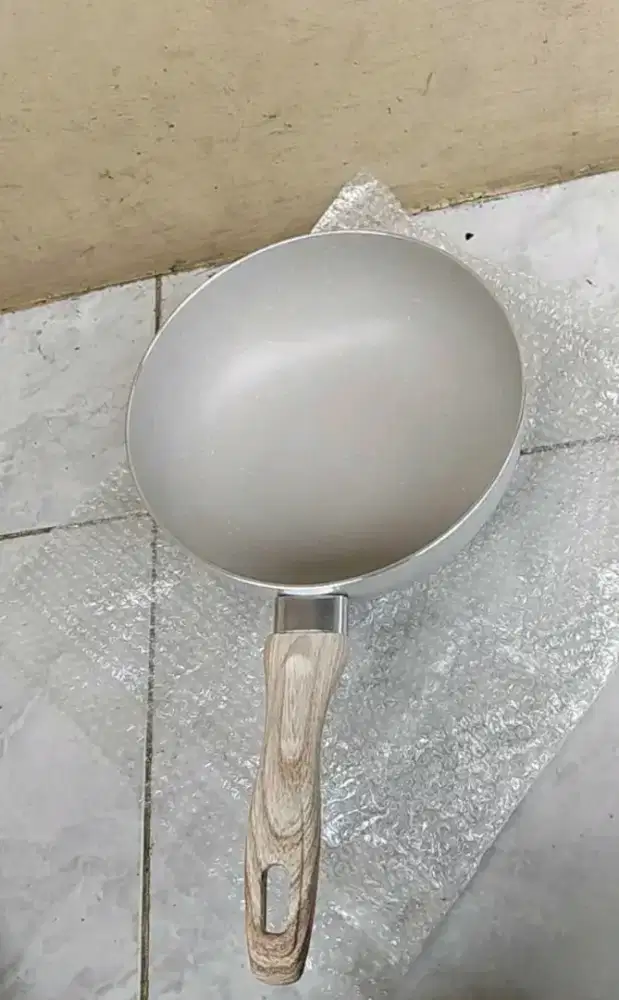 Wajan Dapur Anti lengket 20cm Bekas Gratis