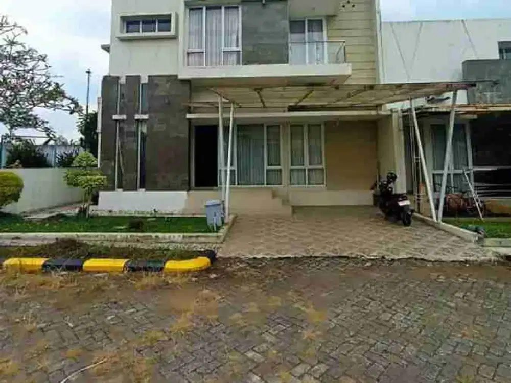 Rumah mewah 2 lantai perum elit dekat kampus Unsoed Purwokerto