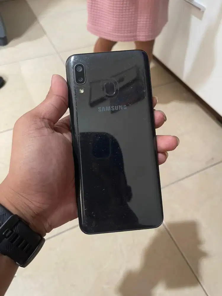 Samsung A10 hitam minus