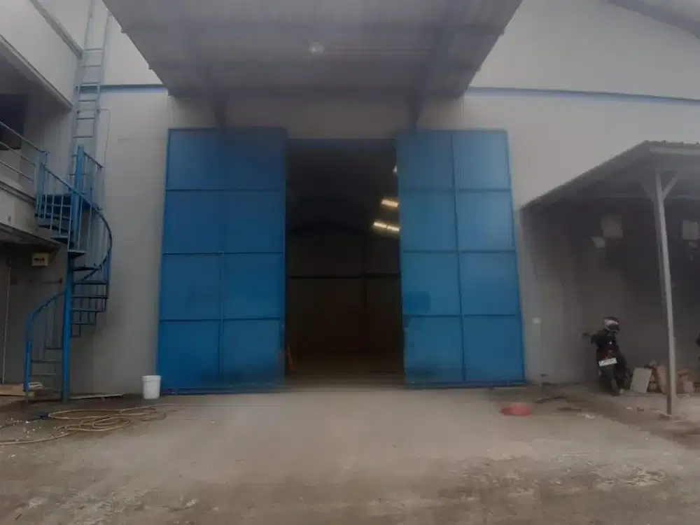 Disewa Gudang dan Kantor 2 Lantai Siap Pakai Kav Dpr Cipondoh Tangerang