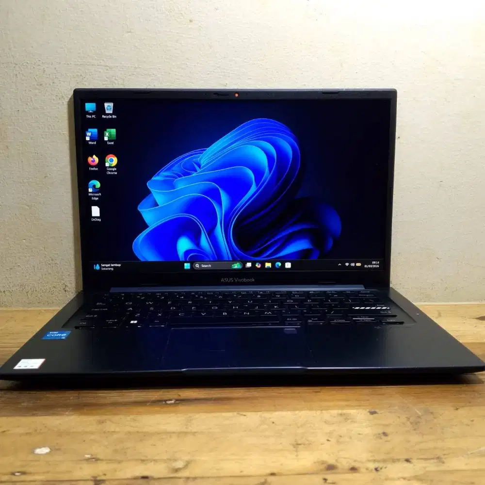 Asus core i3 gen 12 Ram 8 GB SSD 512 GB FHD Backlight Keyboard